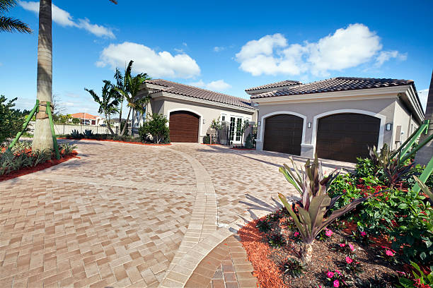 Best Residential Driveway Pavers in Sullivan, IL